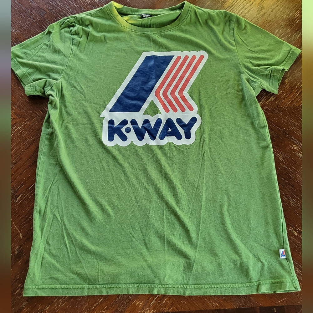 K-WAY green t shirt mens / unisex "medium" runs a hair small
